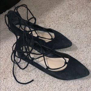 Black wrap up flats